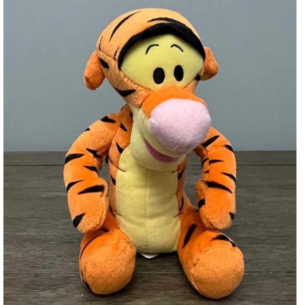 Disney Pooh & Friends Tigger Plush 2001 Fisher Price Stuffed Animal Toy Vintage